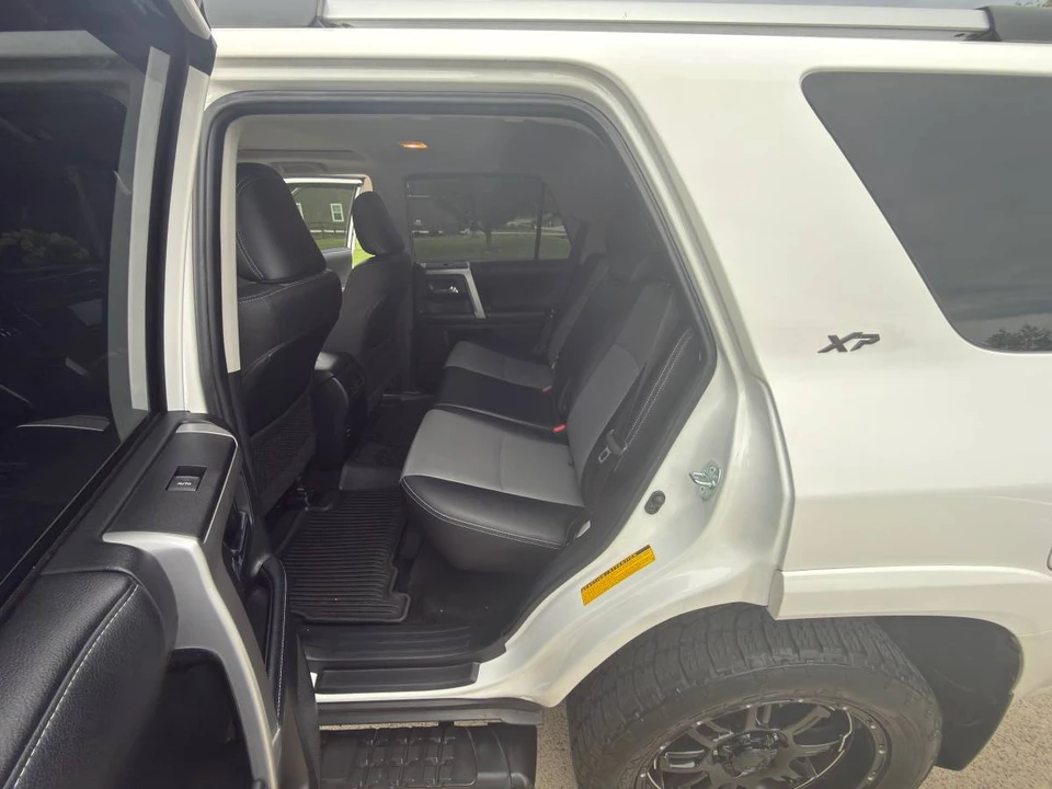 2019 Toyota 4Runner 5th Gen - Image 11 of 17