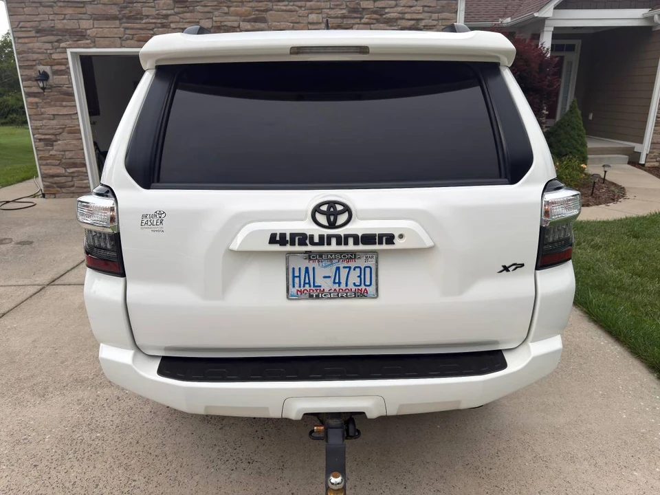 2019 Toyota 4Runner 5th Gen - Image 3 of 17