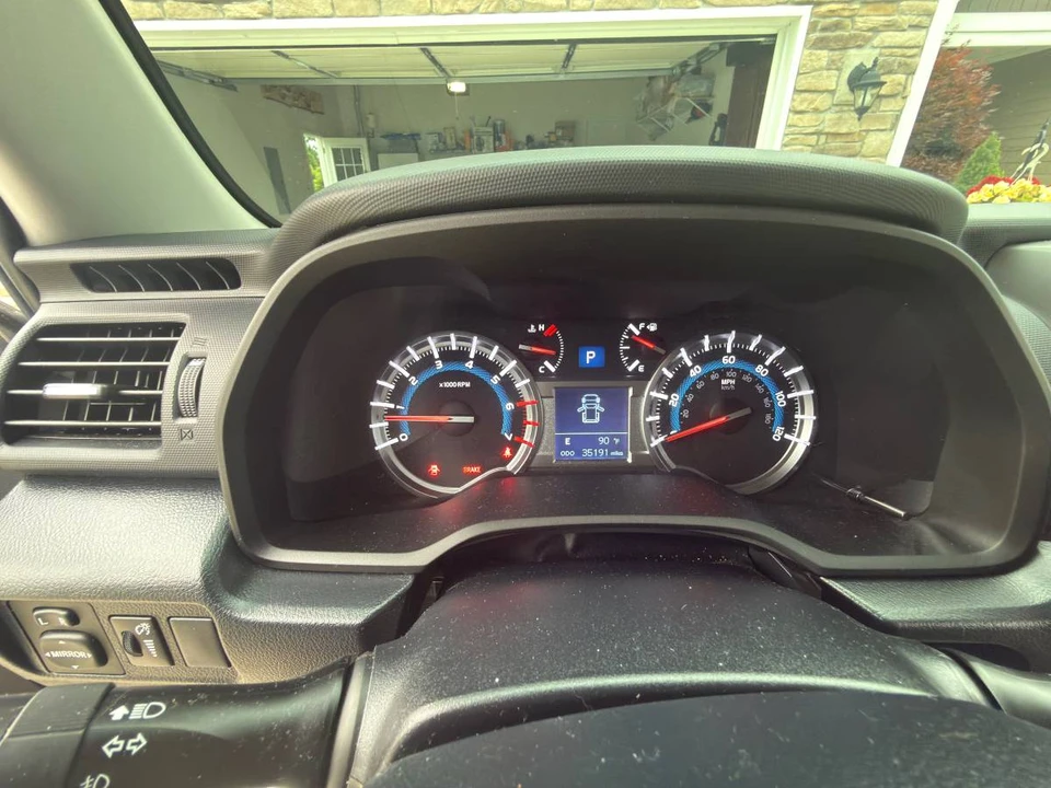 2019 Toyota 4Runner 5th Gen - Image 15 of 17