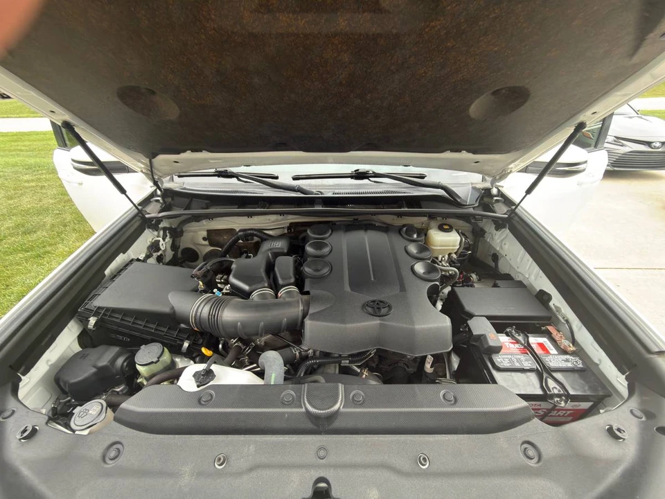 2019 Toyota 4Runner 5th Gen - Image 10 of 17