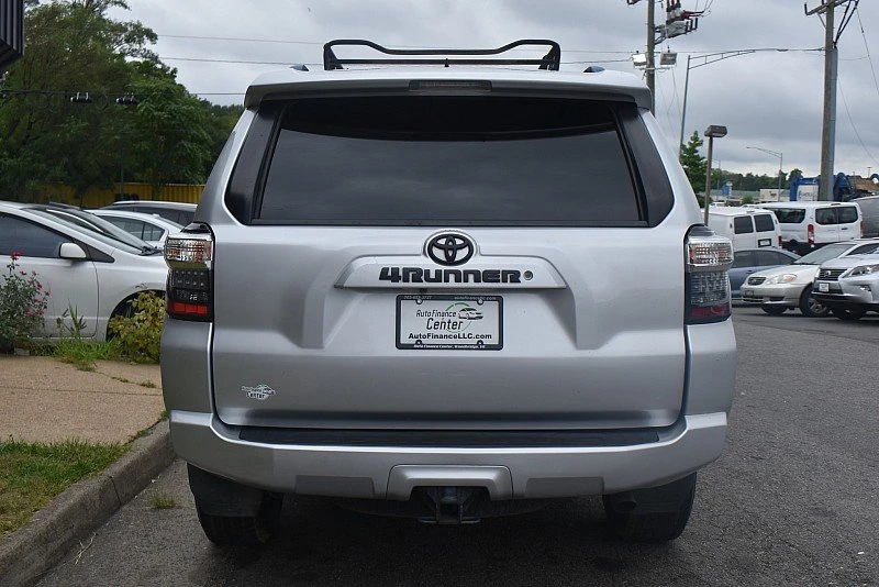 2019 Toyota 4Runner 5th Gen - Image 16 of 17