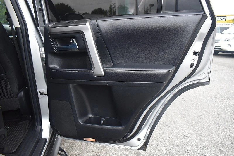 2019 Toyota 4Runner 5th Gen - Image 5 of 17