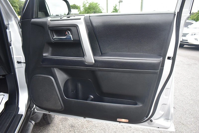 2019 Toyota 4Runner 5th Gen - Image 4 of 17