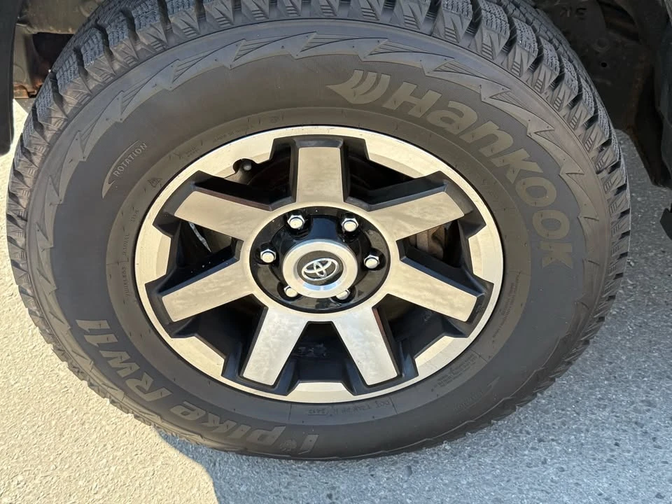2019 Toyota 4Runner 5th Gen - Image 9 of 20