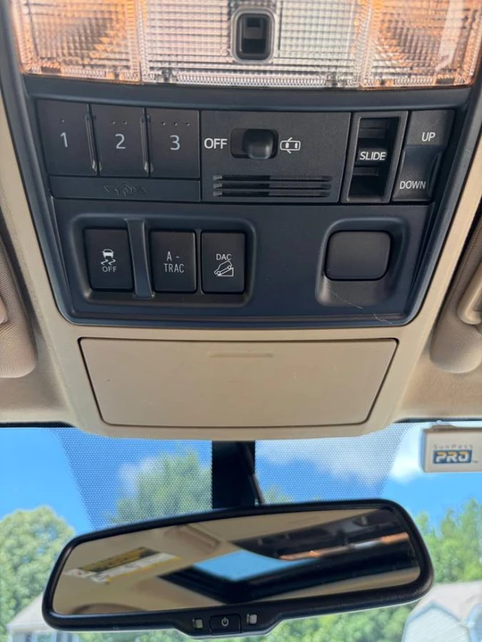 2019 Toyota 4Runner 5th Gen - Image 5 of 17
