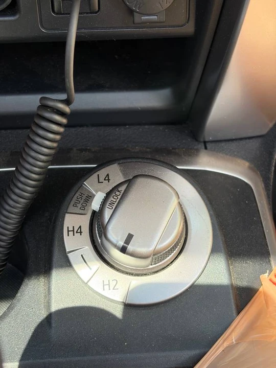 2019 Toyota 4Runner 5th Gen - Image 14 of 17