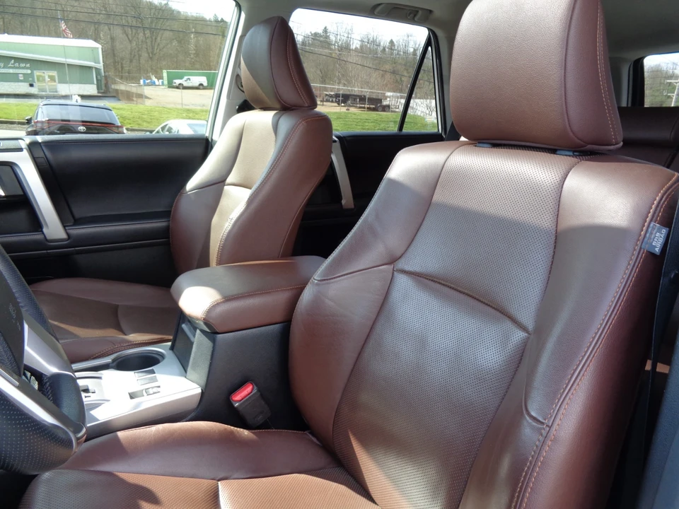 2019 Toyota 4Runner 5th Gen - Image 16 of 21