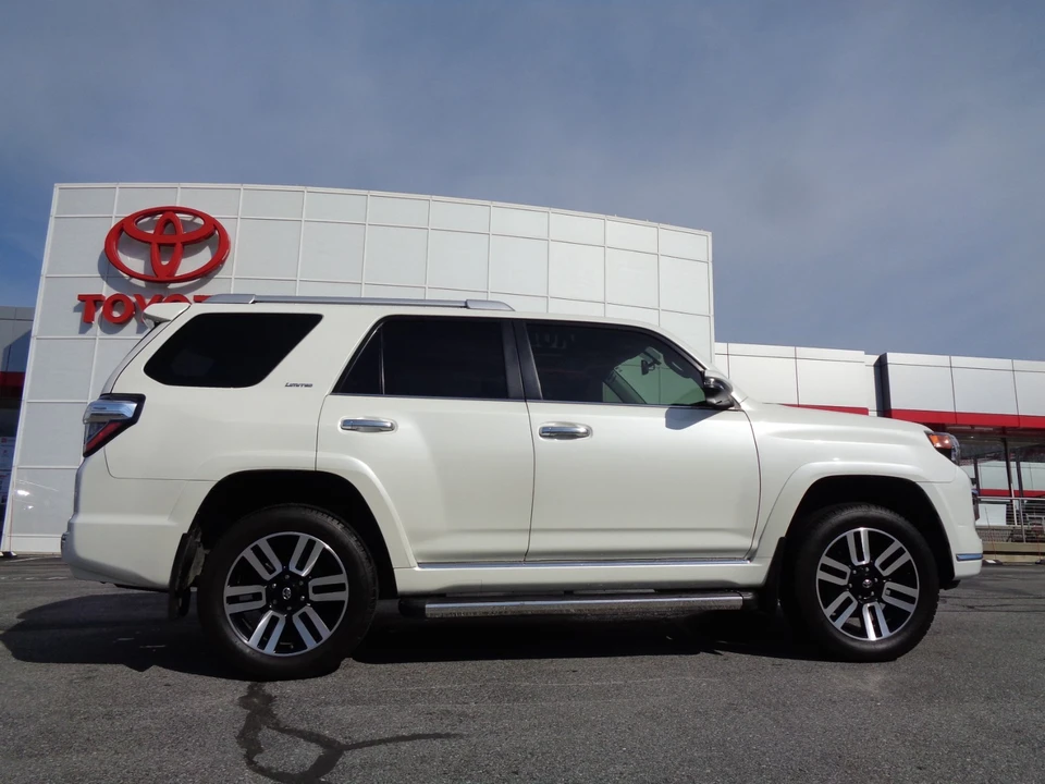 2019 Toyota 4Runner 5th Gen - Image 3 of 21