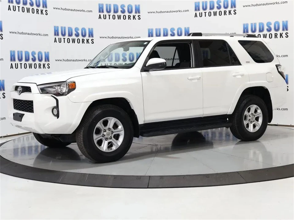 2019 Toyota 4Runner 5th Gen - Image 2 of 31
