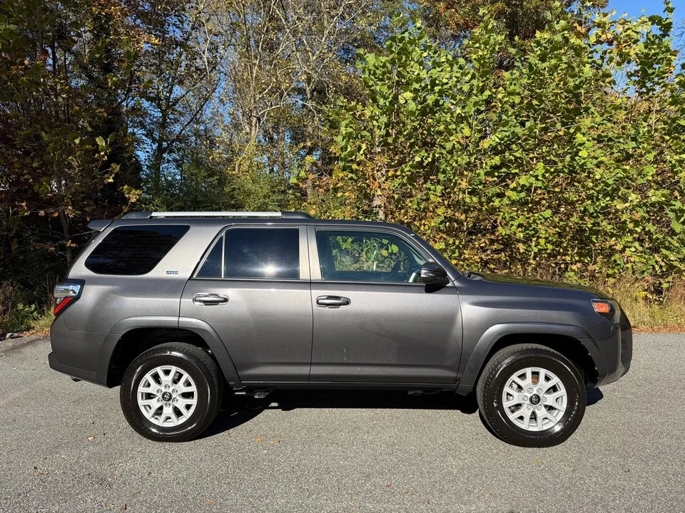 2019 Toyota 4Runner 5th Gen - Image 5 of 12