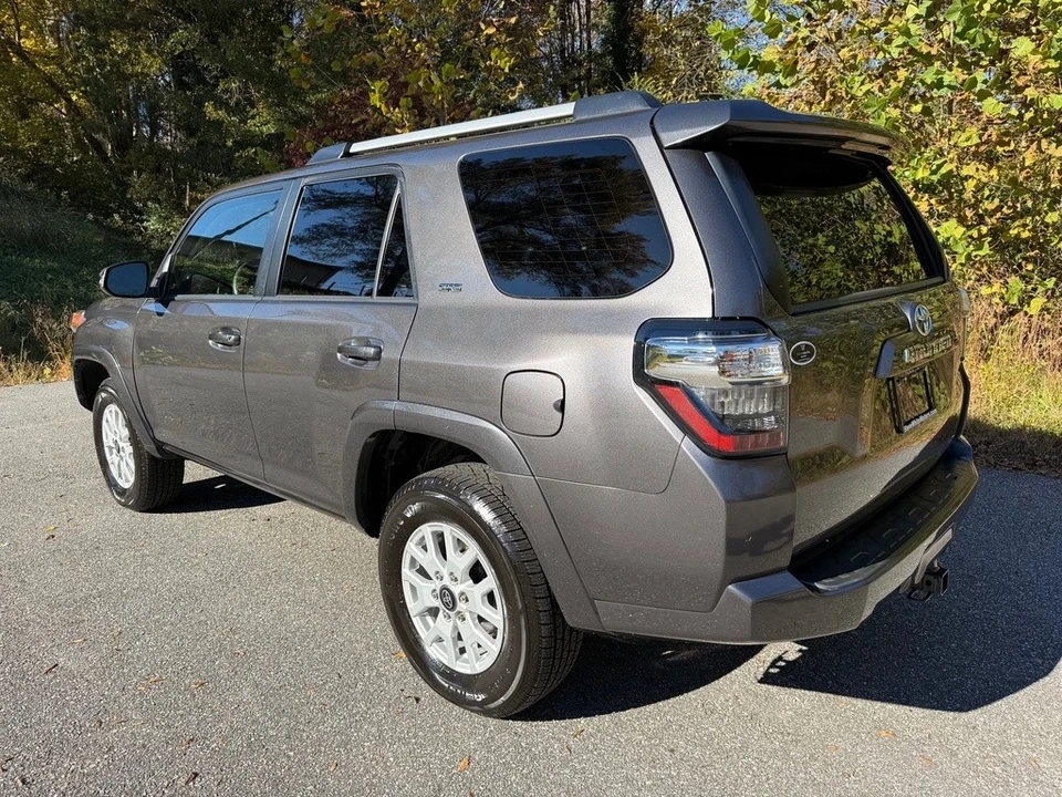2019 Toyota 4Runner 5th Gen - Image 8 of 12