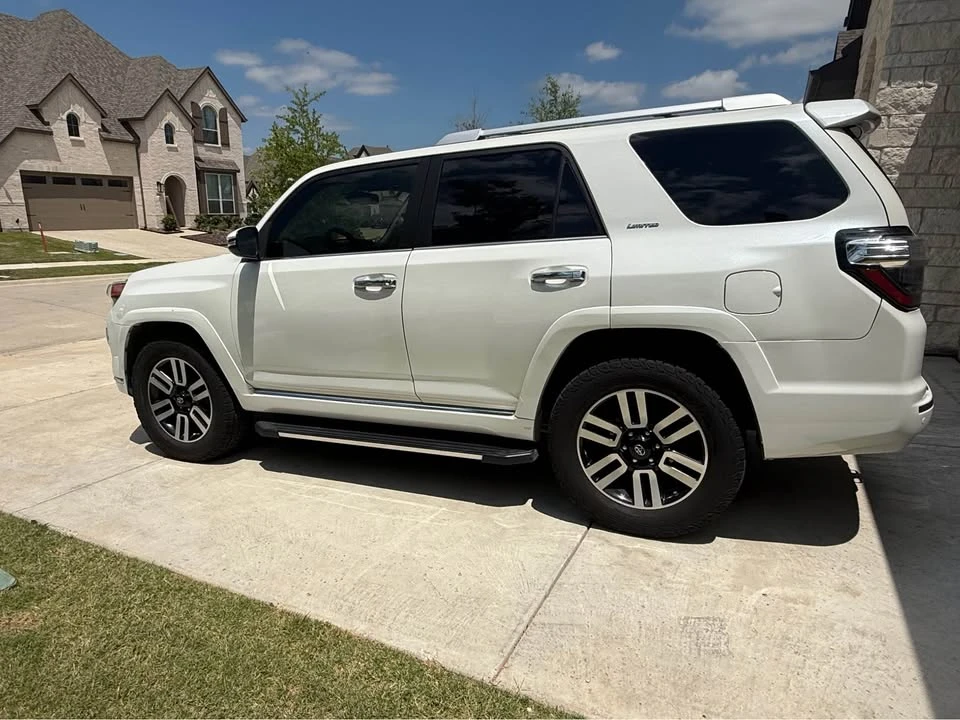2019 Toyota 4Runner 5th Gen - Image 9 of 15