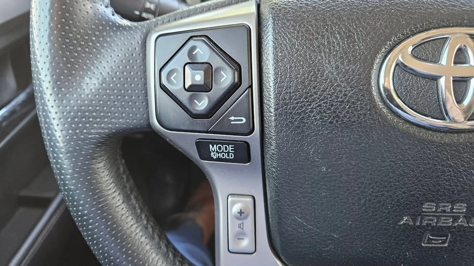 2019 Toyota 4Runner 5th Gen - Image 10 of 17