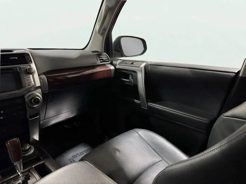 2019 Toyota 4Runner 5th Gen - Image 9 of 18