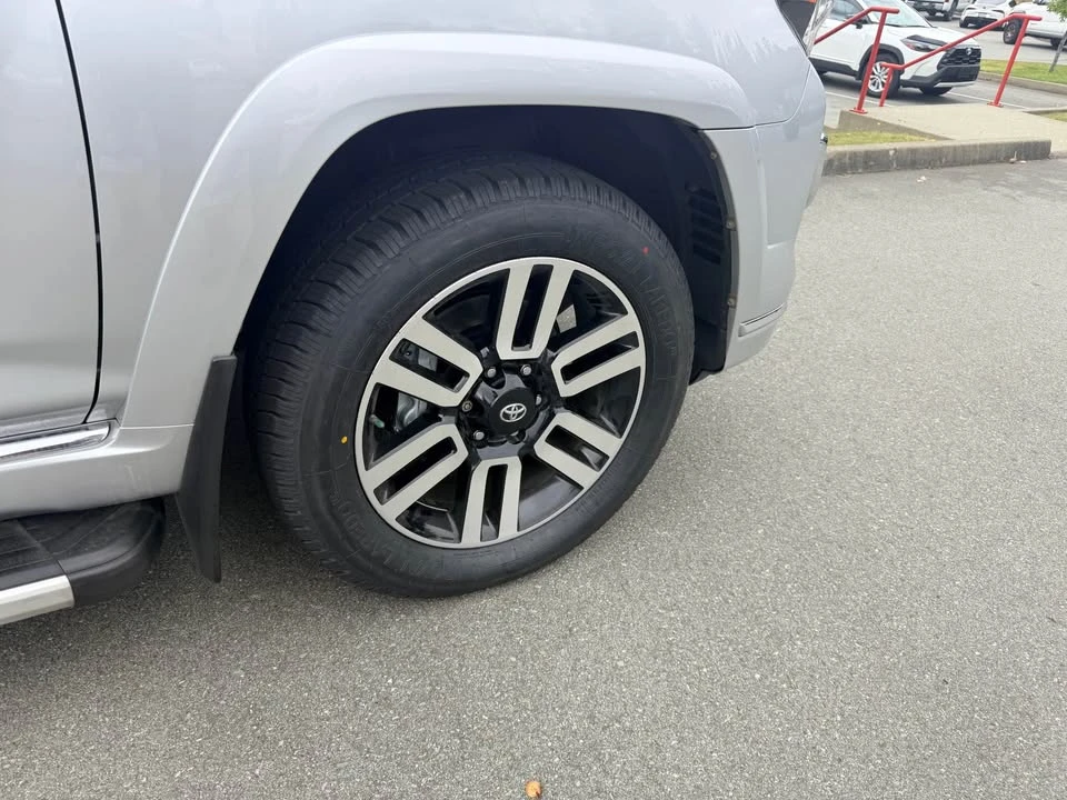 2019 Toyota 4Runner 5th Gen - Image 5 of 20