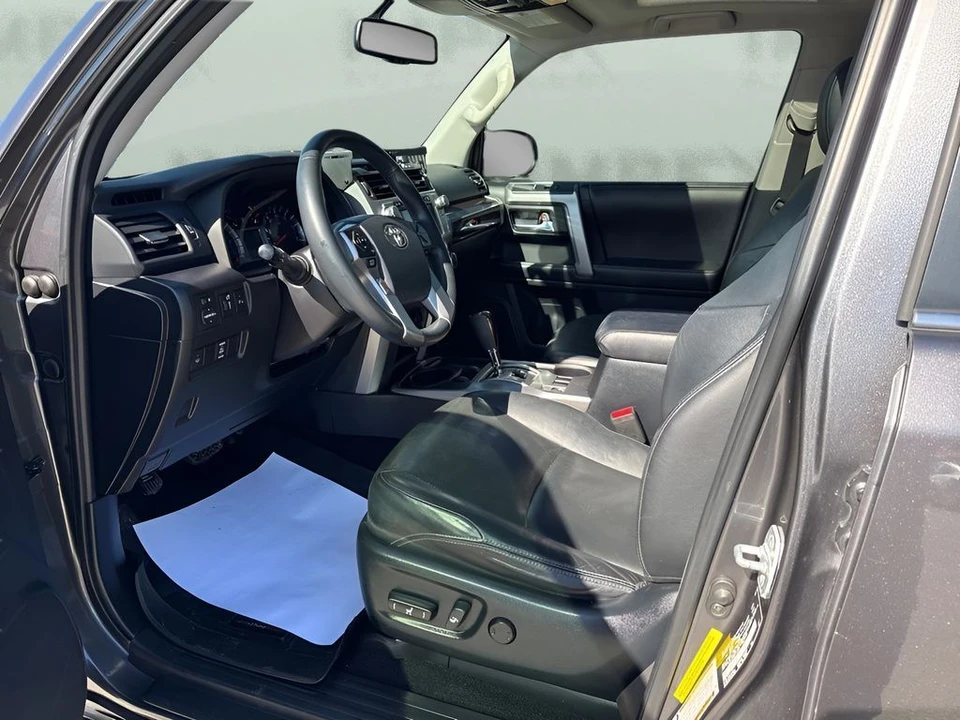 2019 Toyota 4Runner 5th Gen - Image 9 of 12