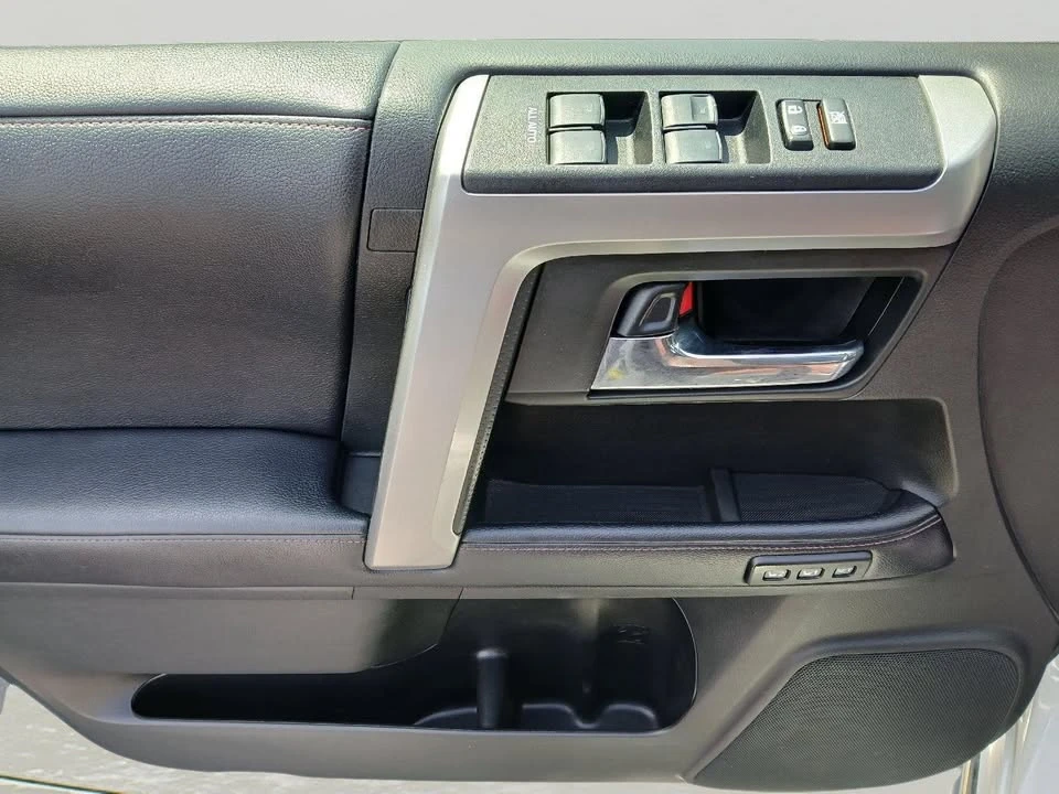 2019 Toyota 4Runner 5th Gen - Image 16 of 19