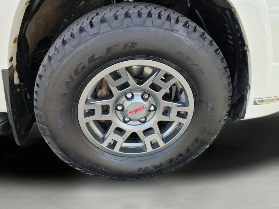 2019 Toyota 4Runner 5th Gen - Image 6 of 19