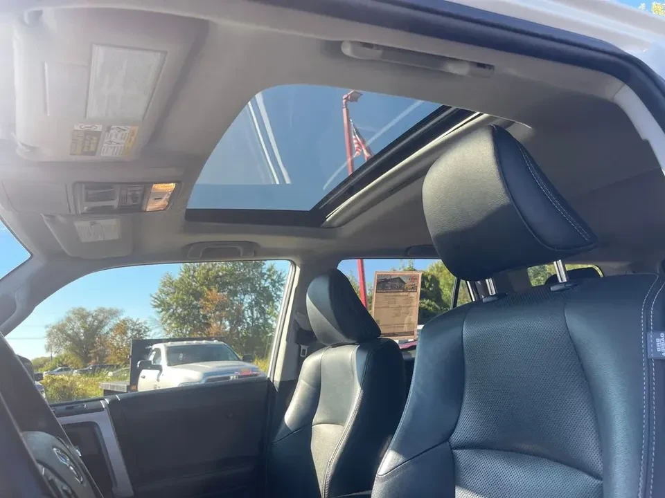 2019 Toyota 4Runner 5th Gen - Image 17 of 20