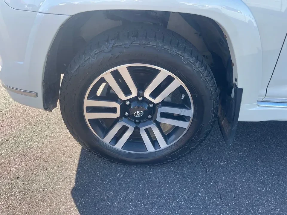 2019 Toyota 4Runner 5th Gen - Image 12 of 20