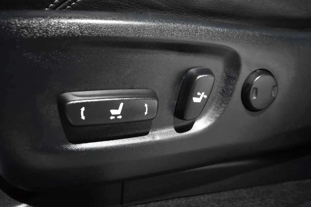 2019 Toyota 4Runner 5th Gen - Image 17 of 21