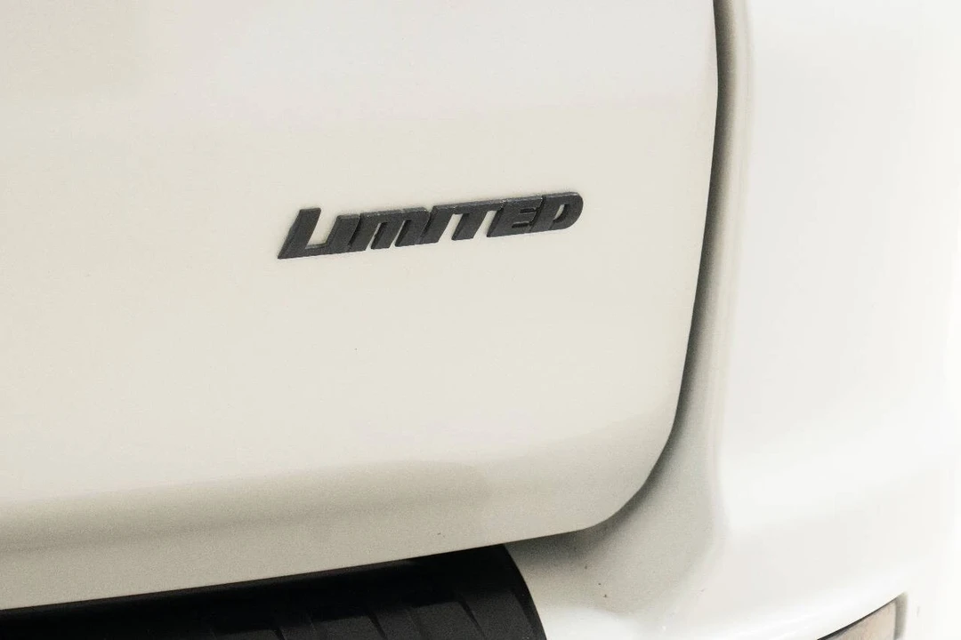 2019 Toyota 4Runner 5th Gen - Image 15 of 21