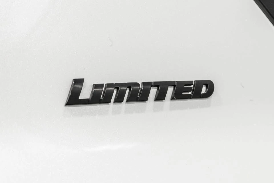 2019 Toyota 4Runner 5th Gen - Image 8 of 20