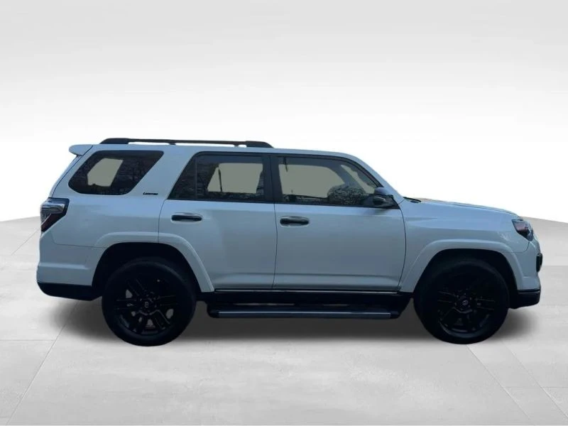 2019 Toyota 4Runner 5th Gen - Image 9 of 12