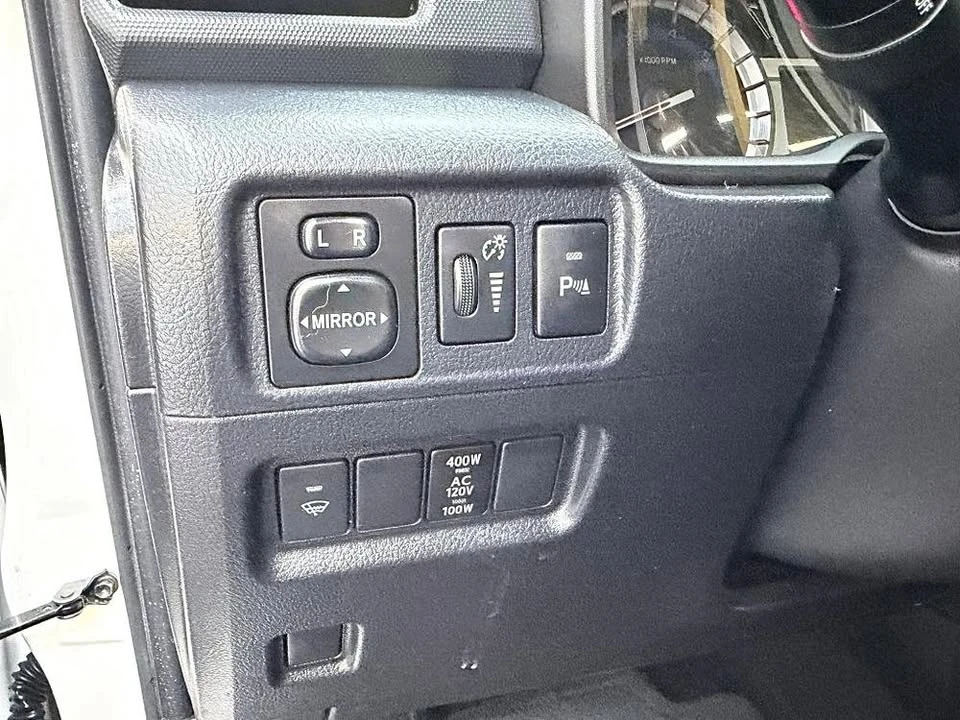 2019 Toyota 4Runner 5th Gen - Image 16 of 20