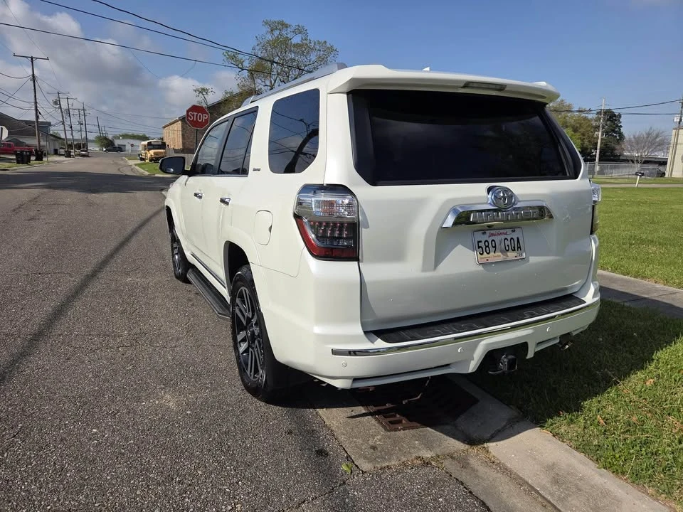 2019 Toyota 4Runner 5th Gen - Image 8 of 13