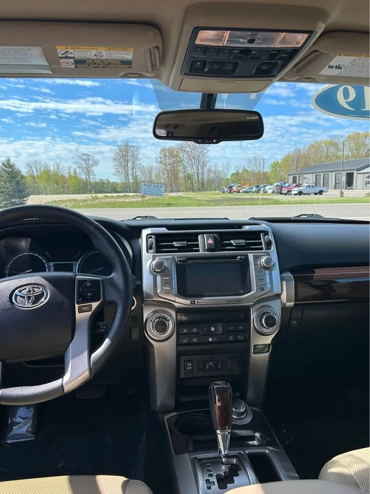 2019 Toyota 4Runner 5th Gen - Image 8 of 11