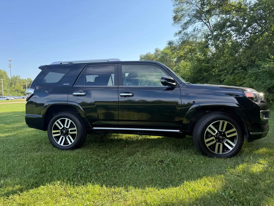 2019 Toyota 4Runner 5th Gen - Image 8 of 15