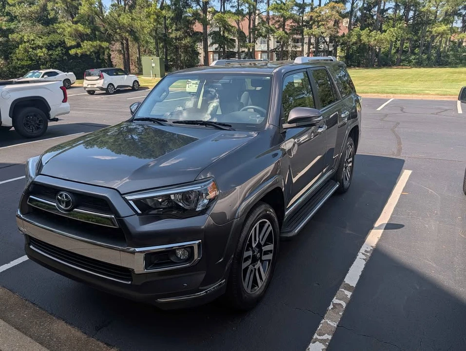 2019 Toyota 4Runner 5th Gen - Image 3 of 10