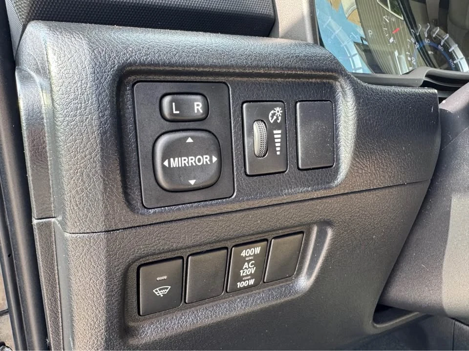 2019 Toyota 4Runner 5th Gen - Image 8 of 18