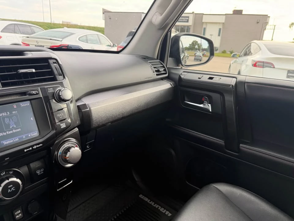 2019 Toyota 4Runner 5th Gen - Image 16 of 18