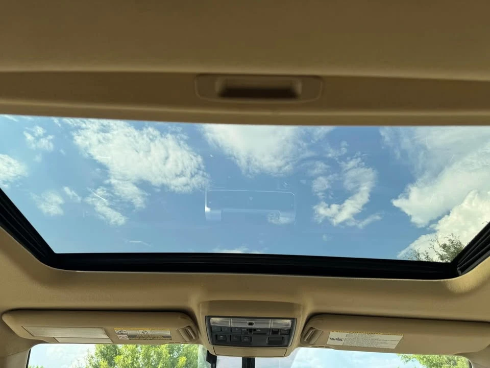 2019 Toyota 4Runner 5th Gen - Image 17 of 18