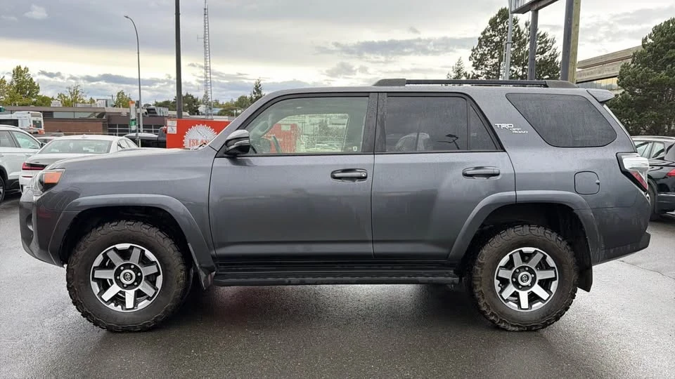 2019 Toyota 4Runner 5th Gen - Image 4 of 16