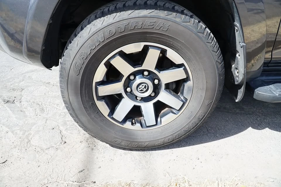 2019 Toyota 4Runner 5th Gen - Image 18 of 20