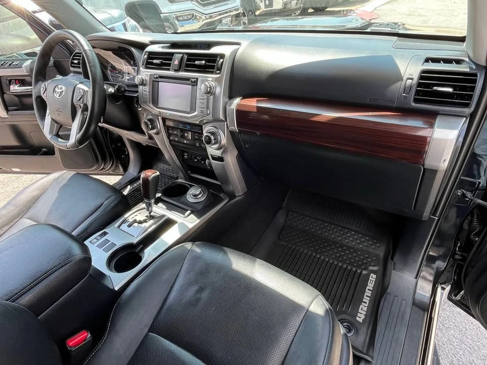 2019 Toyota 4Runner 5th Gen - Image 11 of 20
