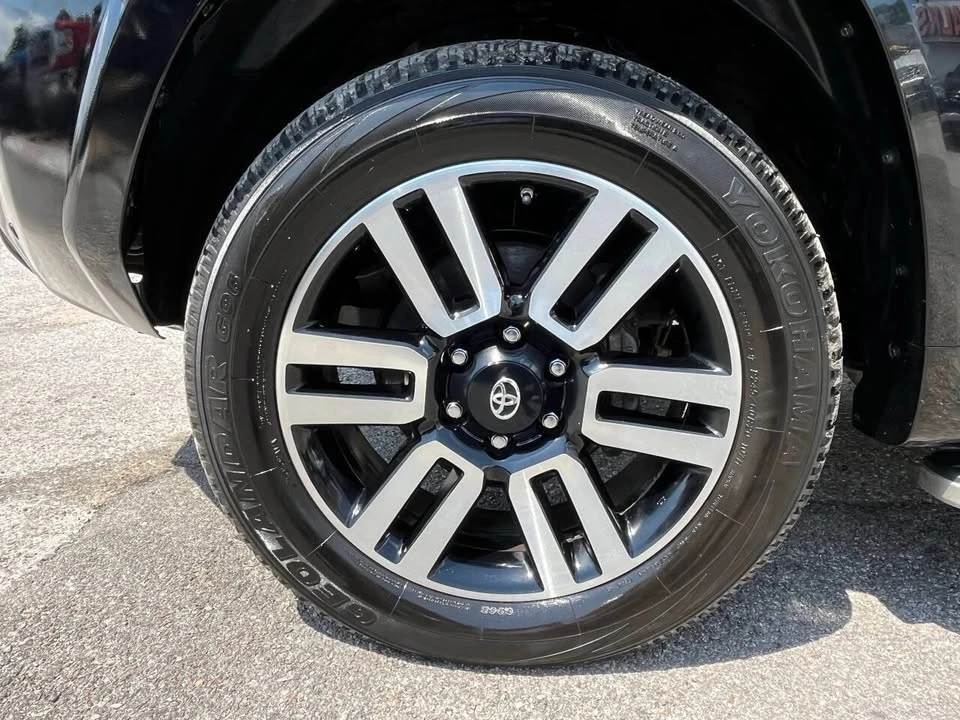 2019 Toyota 4Runner 5th Gen - Image 7 of 20