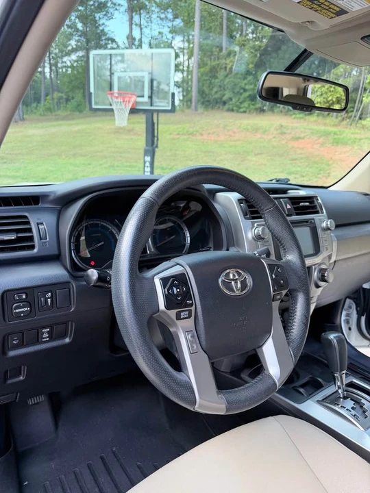 2019 Toyota 4Runner 5th Gen - Image 5 of 15