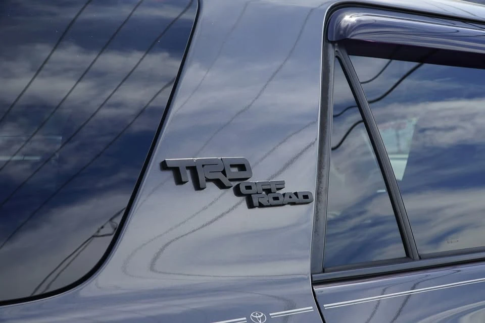 2019 Toyota 4Runner 5th Gen - Image 16 of 20