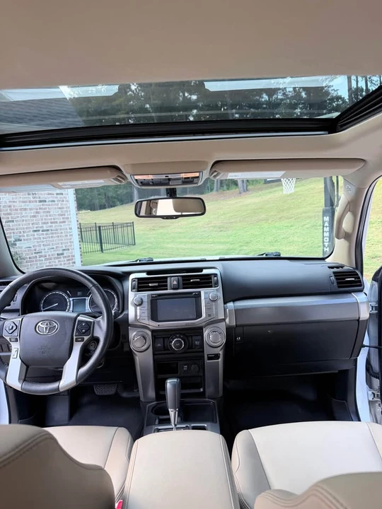 2019 Toyota 4Runner 5th Gen - Image 10 of 15
