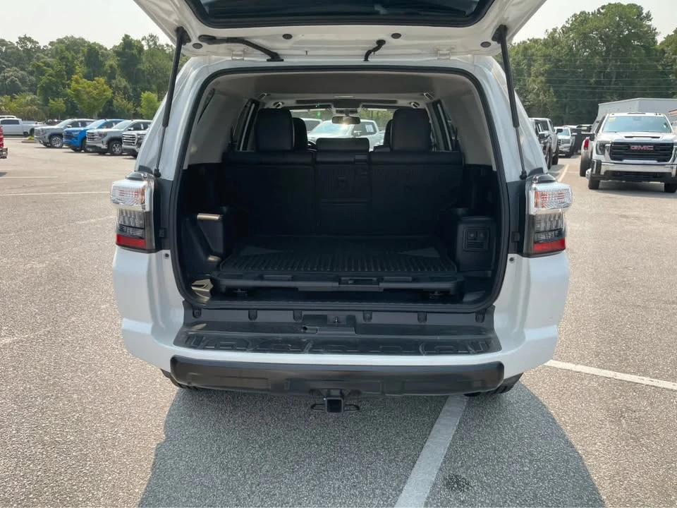 2019 Toyota 4Runner 5th Gen - Image 16 of 17