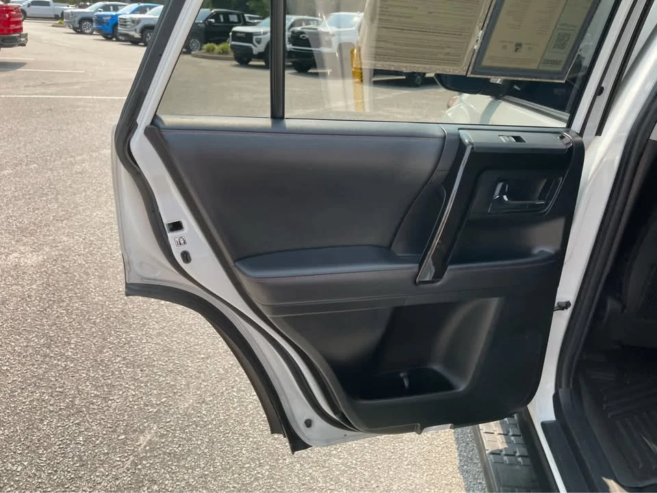 2019 Toyota 4Runner 5th Gen - Image 13 of 17