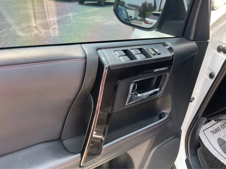 2019 Toyota 4Runner 5th Gen - Image 5 of 17