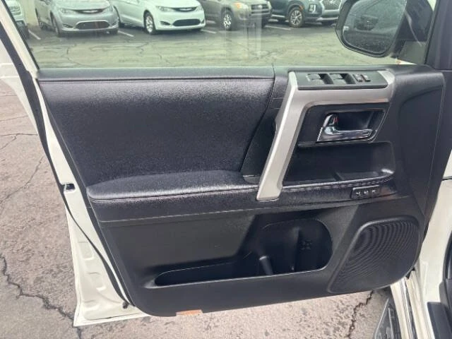 2019 Toyota 4Runner 5th Gen - Image 10 of 20