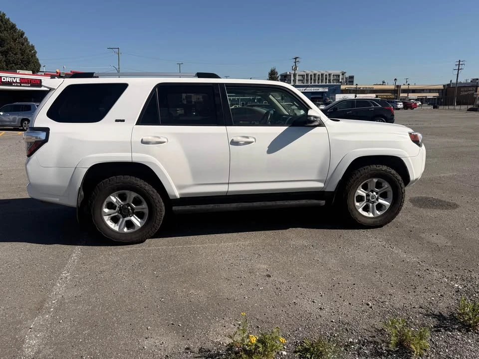 2019 Toyota 4Runner 5th Gen - Image 6 of 17