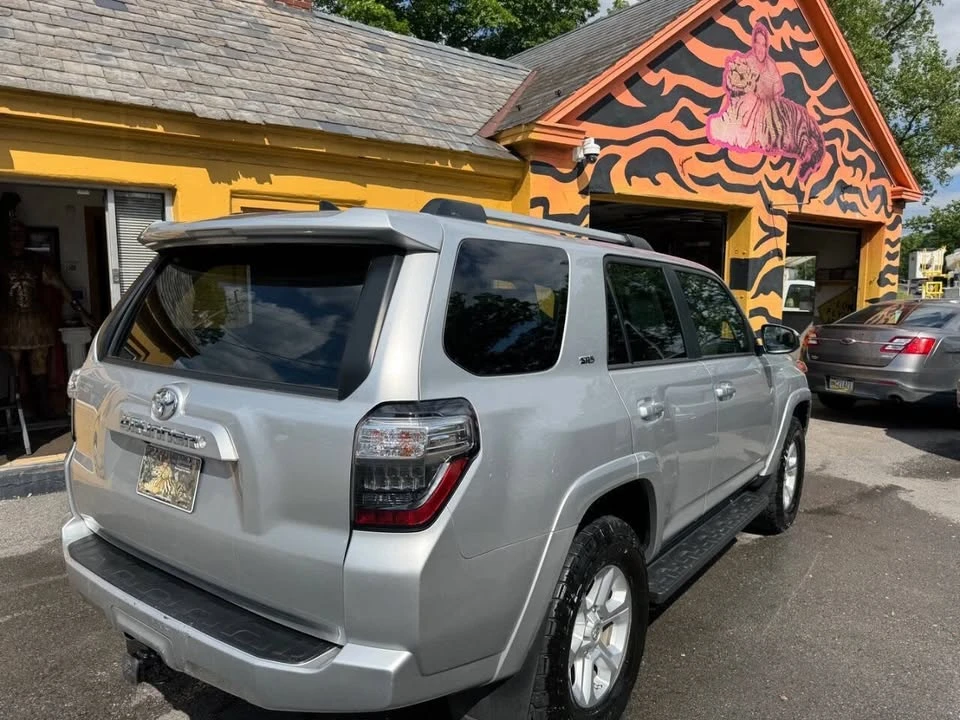 2019 Toyota 4Runner 5th Gen - Image 7 of 20