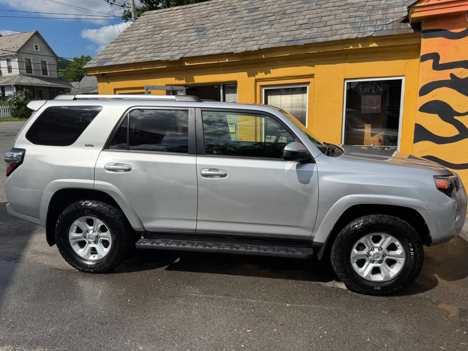 2019 Toyota 4Runner 5th Gen - Image 5 of 20